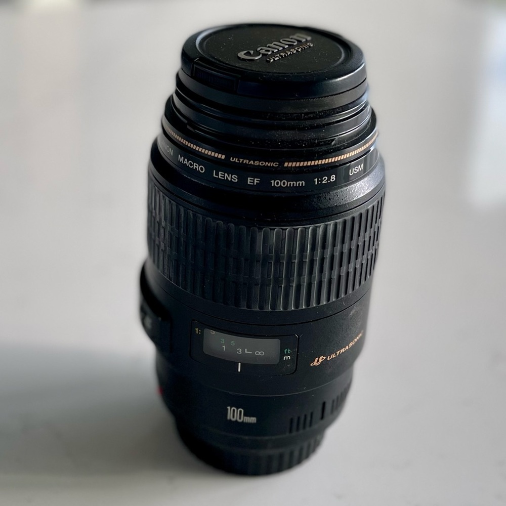 Canon 100mm Macro Lens 1:2.8 - Excellent for Close-Up Photography